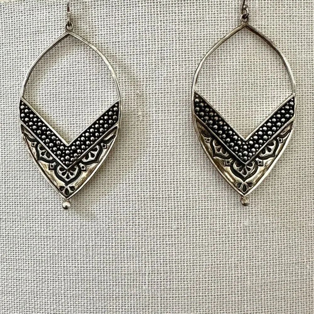 Siplada Sterling silver etched earrings